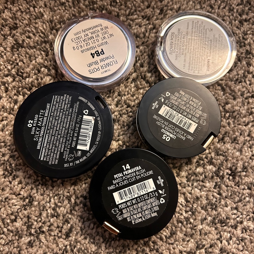 Milani Bundle - Picture 2 of 2